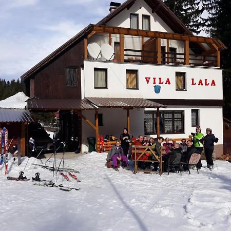 Bed And Breakfast Vila Lala Яхорина Екстер'єр фото