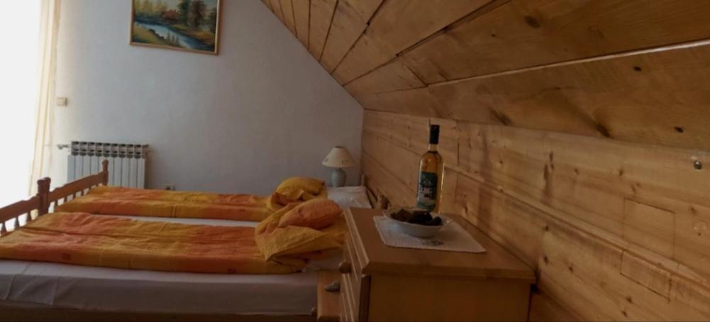 Bed And Breakfast Vila Lala Яхорина Екстер'єр фото