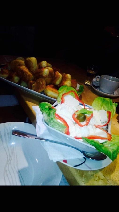 Bed And Breakfast Vila Lala Яхорина Екстер'єр фото