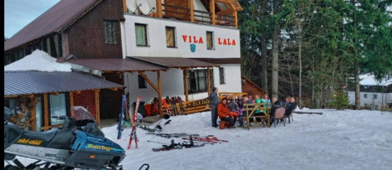 Bed And Breakfast Vila Lala Яхорина Екстер'єр фото