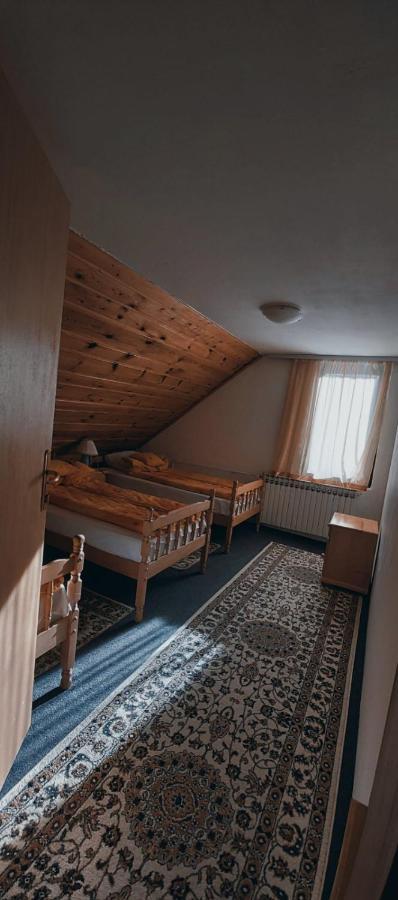 Bed And Breakfast Vila Lala Яхорина Екстер'єр фото
