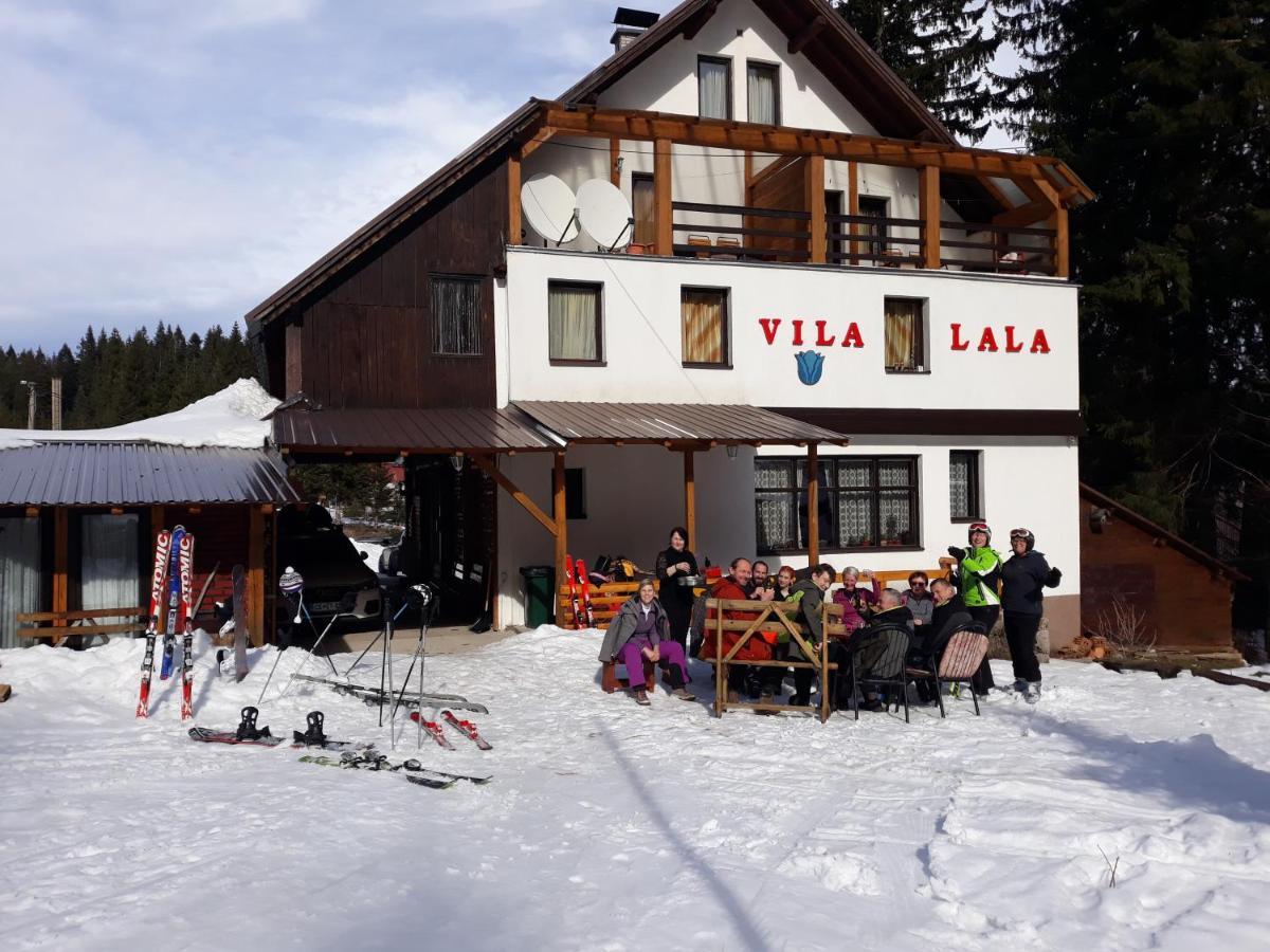 Bed And Breakfast Vila Lala Яхорина Екстер'єр фото